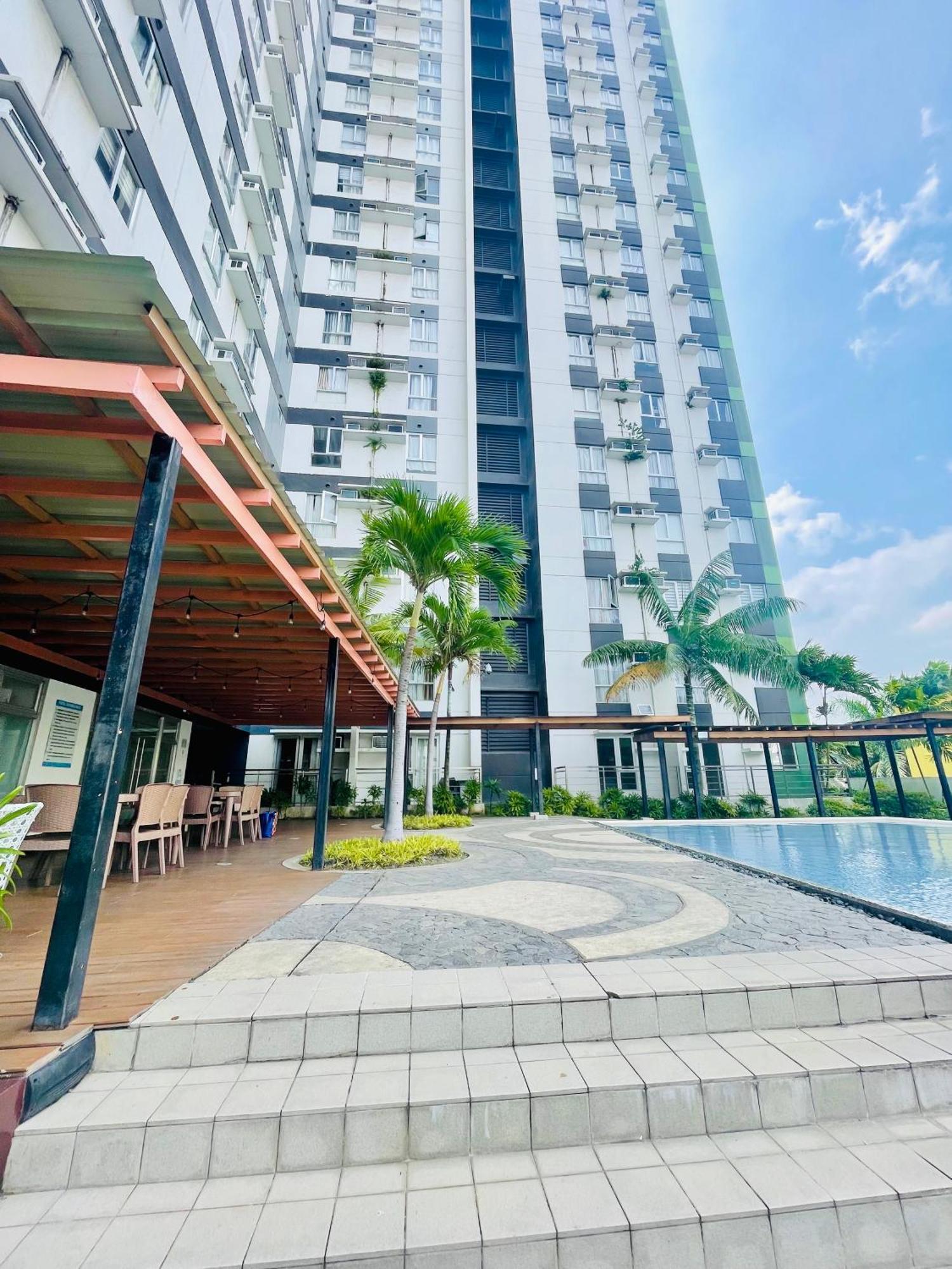 2-Bedroom Condo Unit With Balcony At Centrio Tower Beside Ayala Centrio Mall Downtown Cdo Cagayan de Oro Exterior photo